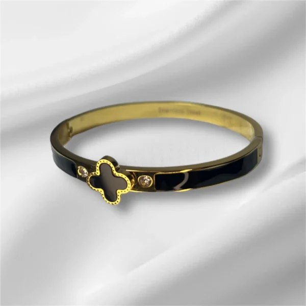 Gold-Plated 4 Leaf Flower Bracelet - Black Inlay